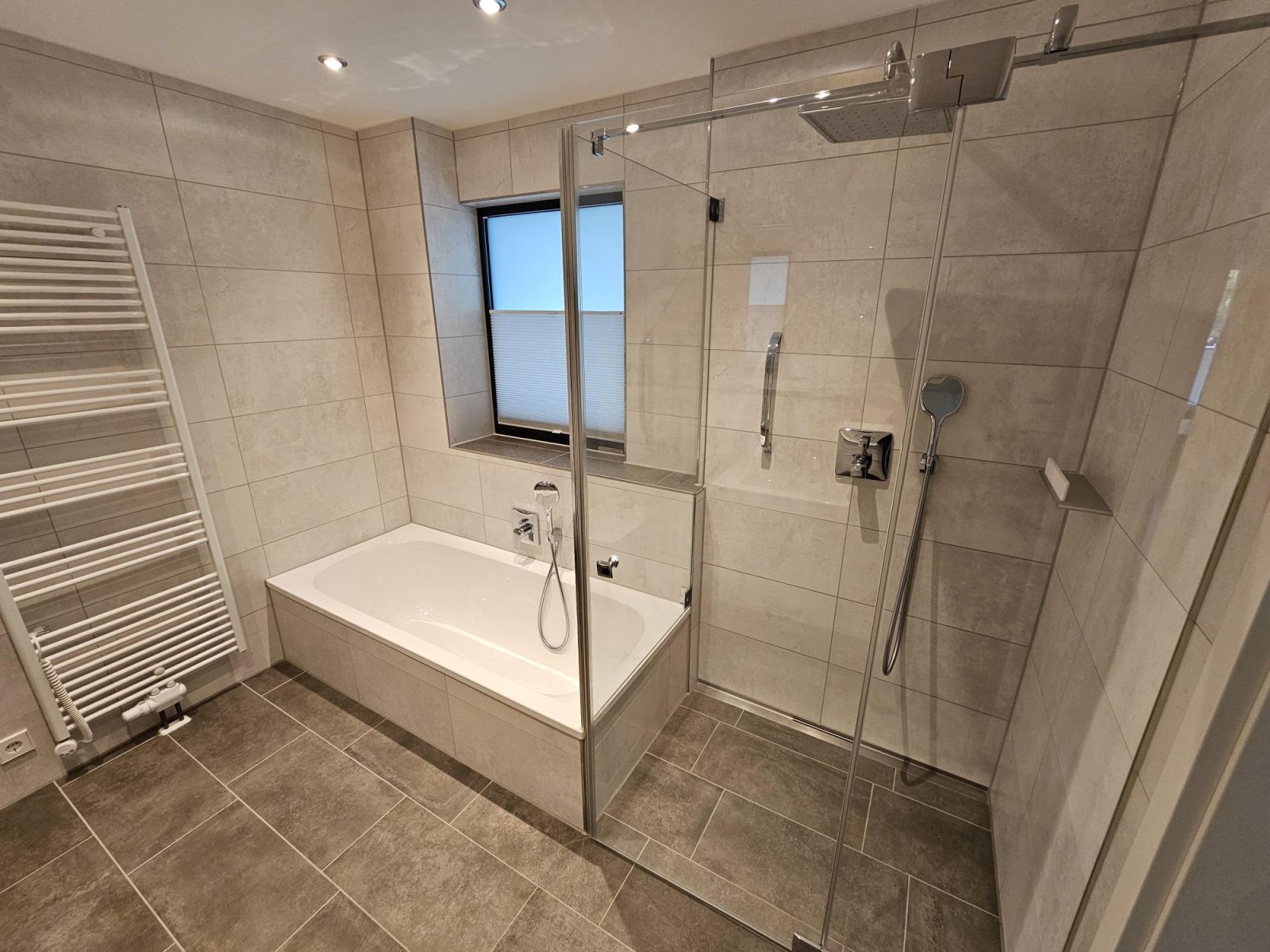 Singles und Paare aufgepasst! - Moderne 2-Zimmer-Wohnung in Toplage