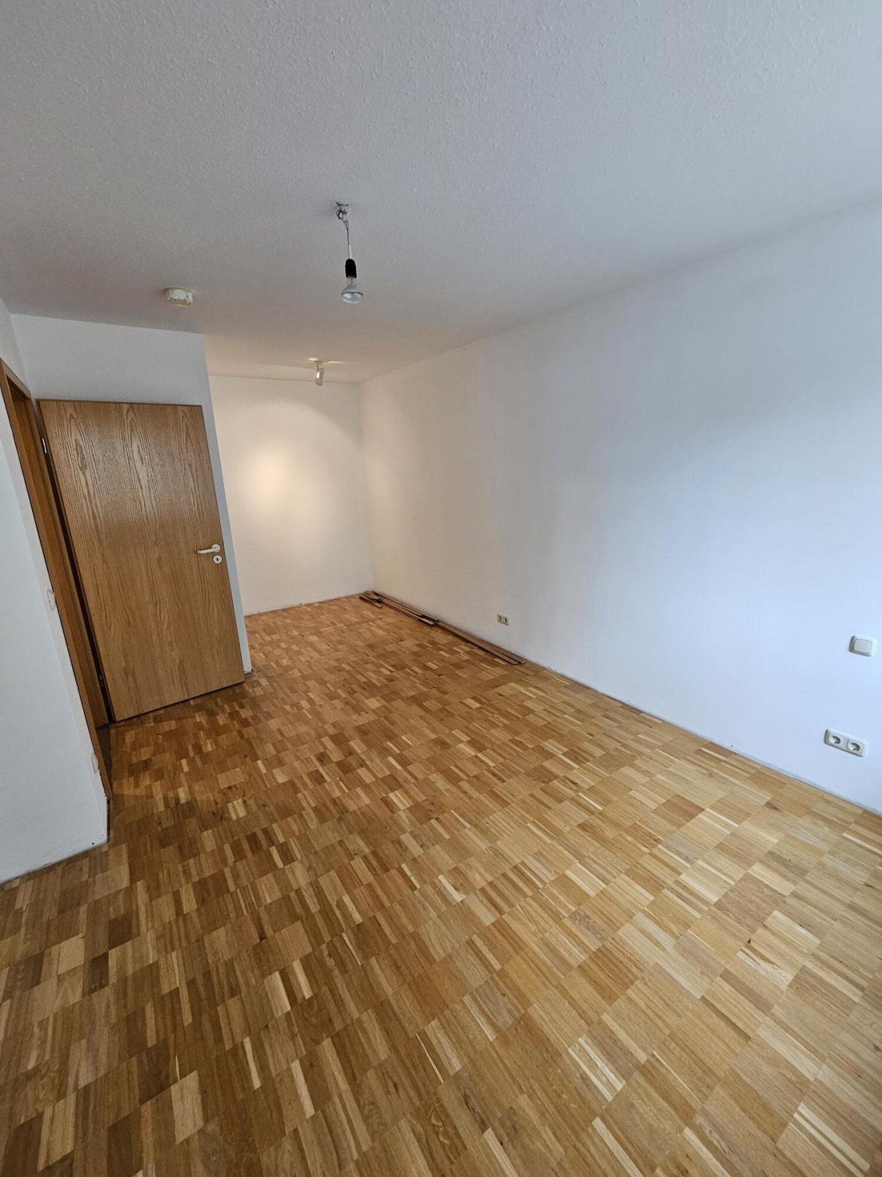 Schlafzimmer, Bild 2